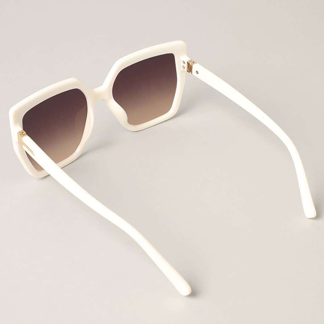 High Fashion Metal Temple Square Frame Sunglasses